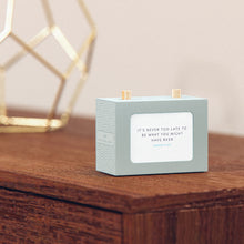 Load image into Gallery viewer, 101 Motivational Quotes Little Box