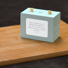 Load image into Gallery viewer, 101 Motivational Quotes Little Box