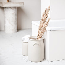 Load image into Gallery viewer, Ceramic Jar Shellish Grey - Large
