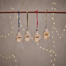 Load image into Gallery viewer, Gold Bauble - Set of 4
