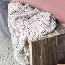 Load image into Gallery viewer, Harlequin Pattern Cream Throw

