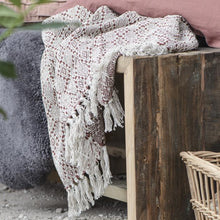 Load image into Gallery viewer, Harlequin Pattern Cream Throw
