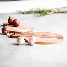Load image into Gallery viewer, Acacia Wooden Serving / Chopping Boards - Set of 2
